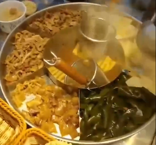 噴泉牛雜