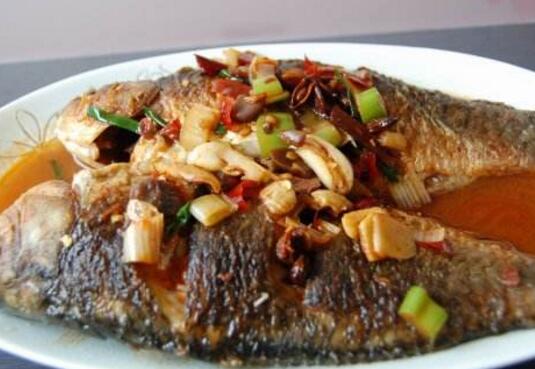 燒鯽魚的做法
